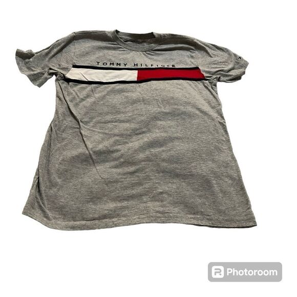 🌼🌼Tommy Hilfiger boys shirt Preloved🌼🌼 - Picture 1 of 3